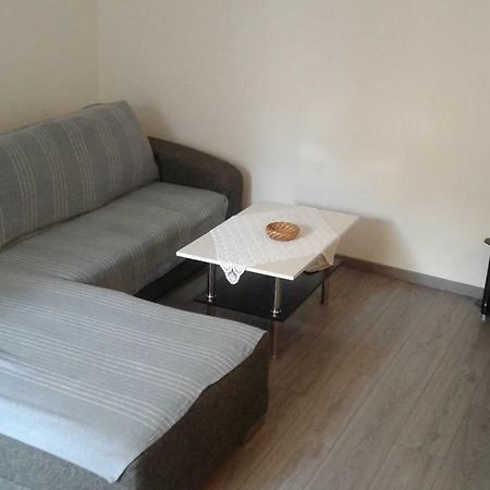 Apartmani Maric Selce Exterior foto