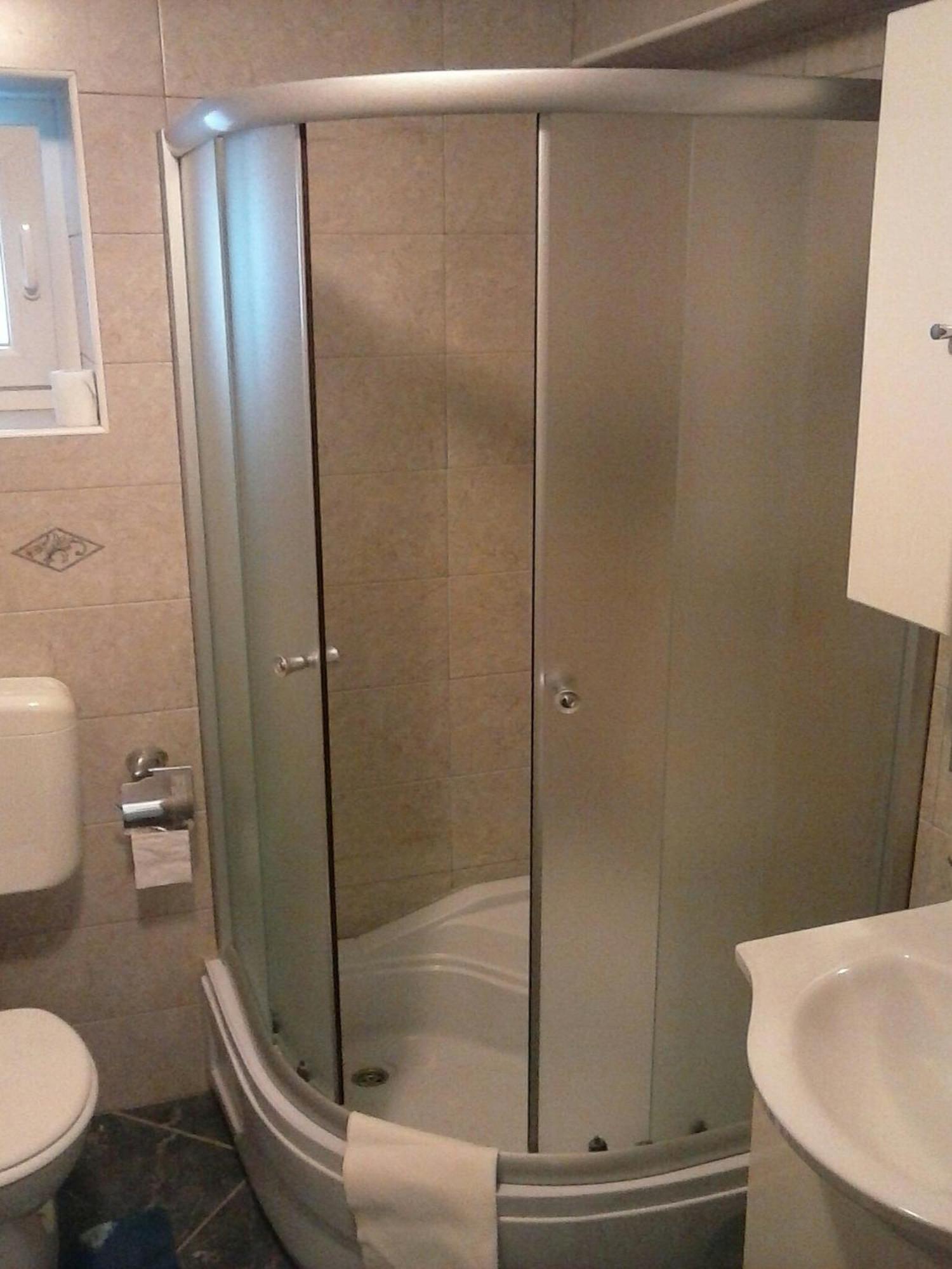 Apartmani Maric Selce Exterior foto